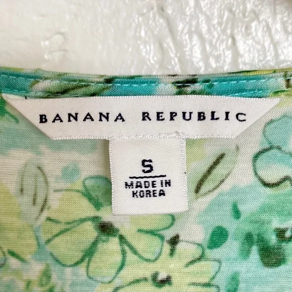 NWOT Banana Republic Floral Blouse 🌼 Sz Small - Picture 3 of 8